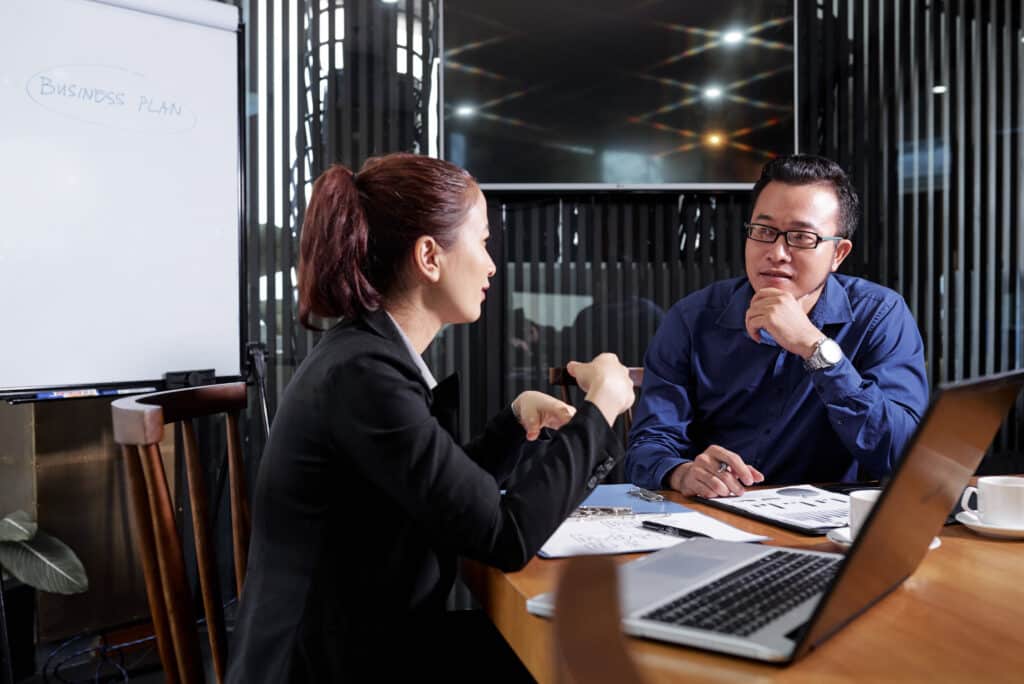 5 reasons why companies outsource
